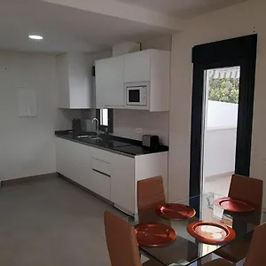New In The Center-terrace & Free Parking Appartement