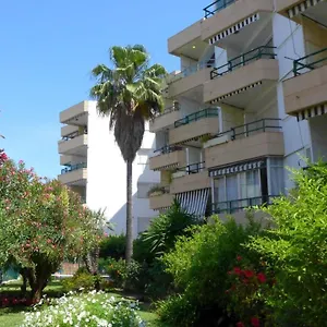 https://apartamentos-colon.top-hotels-tarragona.com